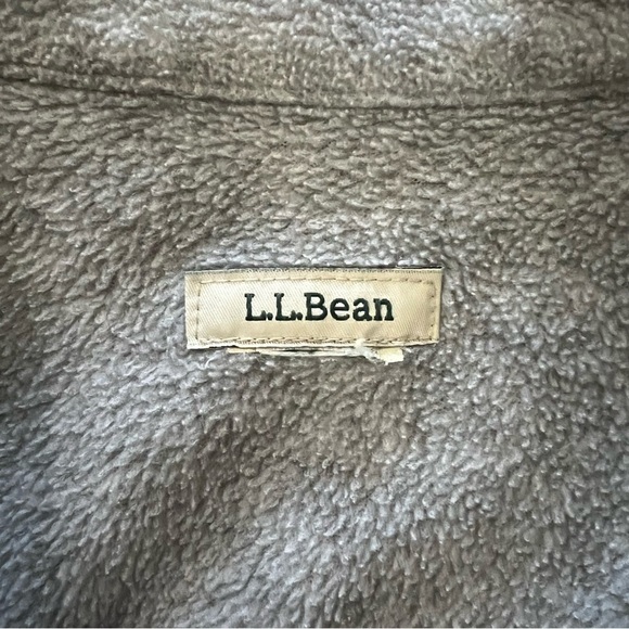 L.L. Bean Fleece Lined Long Sleeve Button Down Blue Plaid Shirt size medium - Picture 5 of 11